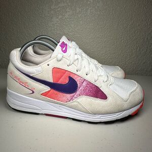 Nike Womens 9.5 Air Skylon 2 Sneaker Solar Red White Athletic Shoes Lace Low